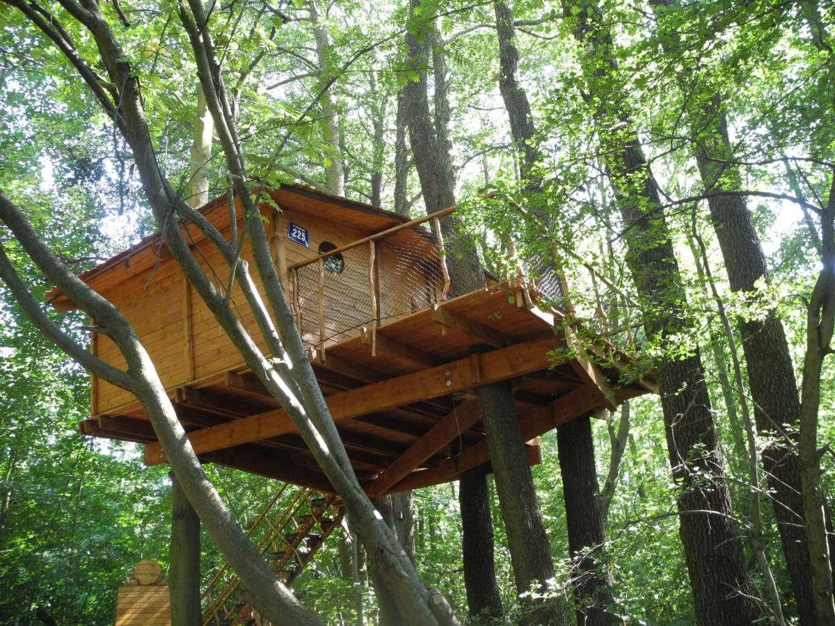 Treehouse V Brdech Vila Bohutín Exterior foto