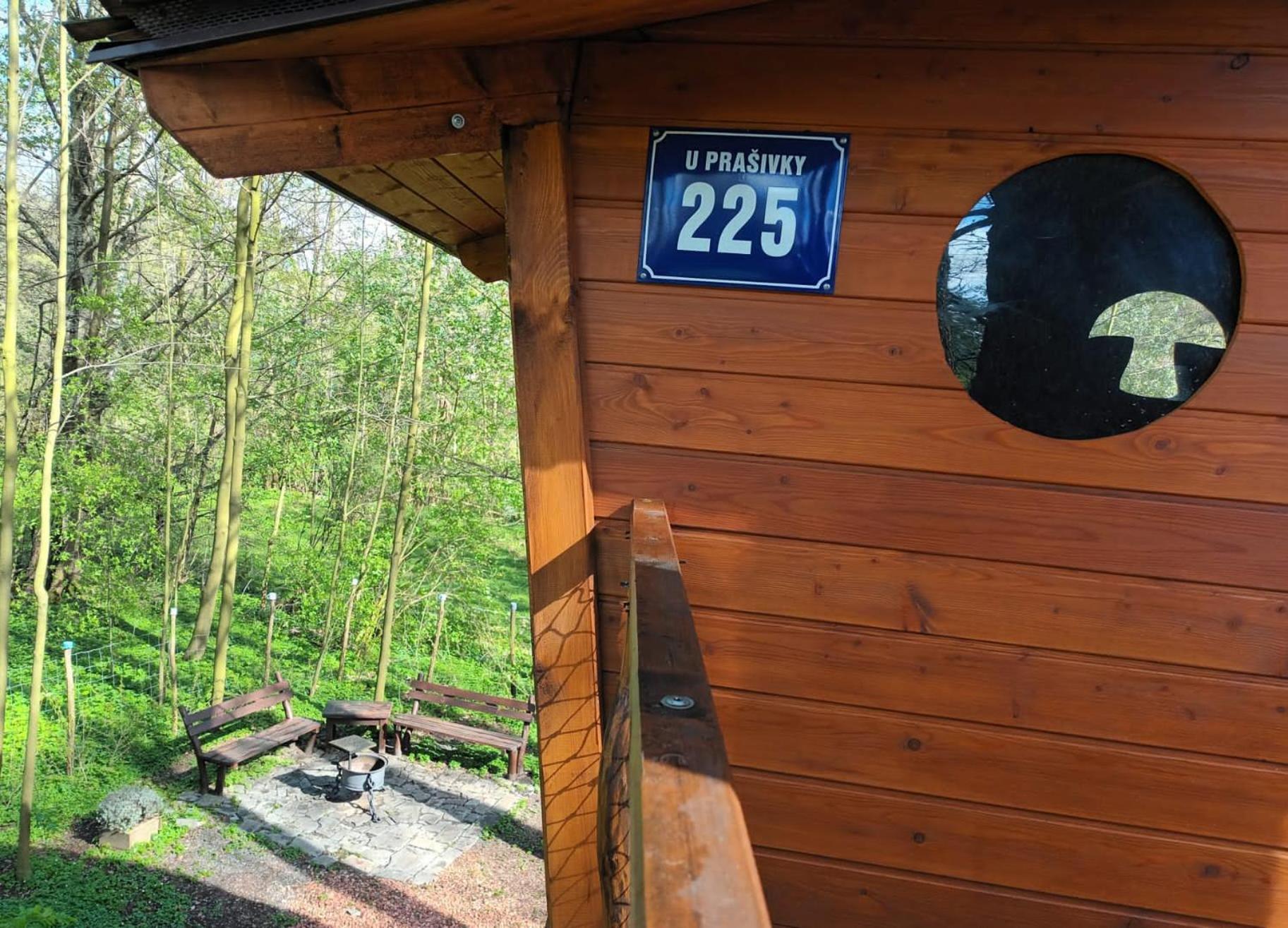 Treehouse V Brdech Vila Bohutín Exterior foto